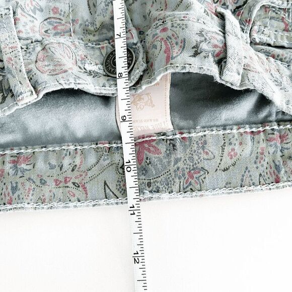 True Religion Womens Chrissy Mid-Rise Straight-Leg Skinny Fit Floral Jeans Green - Picture 10 of 10